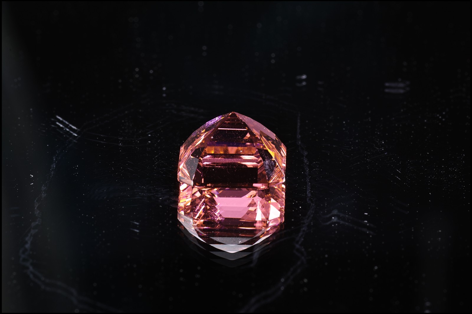 Laser crystal ErYAG Missile probe Asscher synthetic gemstone fluorescence 8.05CT