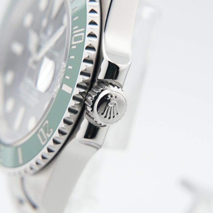 ROLEX Submariner Date 41 126610LV Warranty 2020