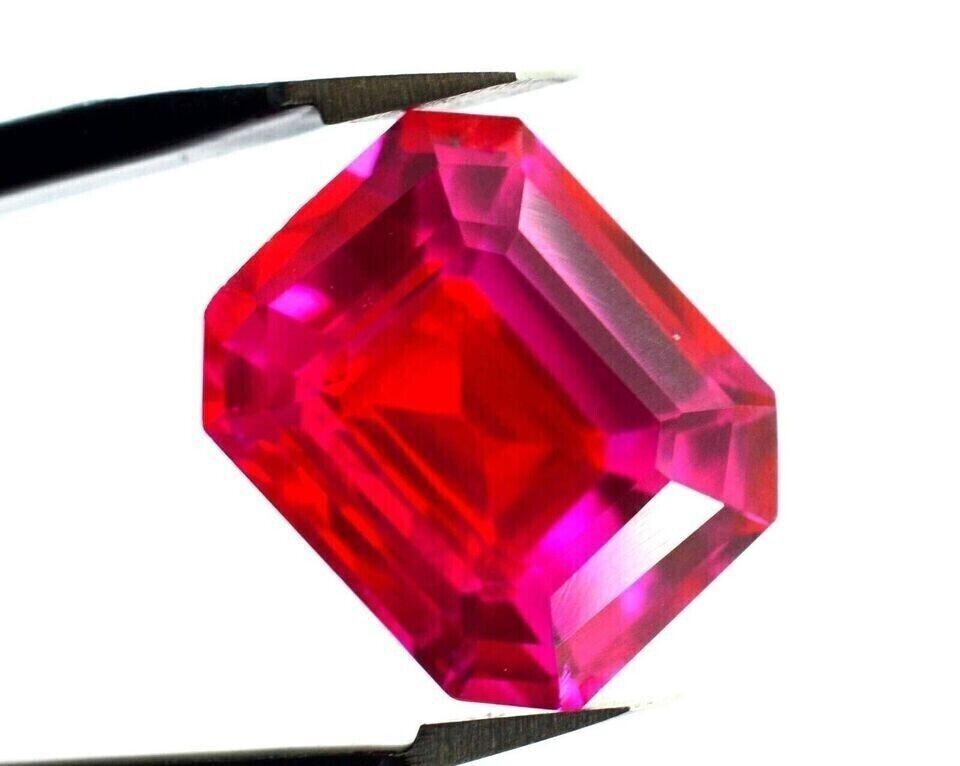 Flawless Natural Sapphire (Pitambari) Emerald Shape Certified 15.45 Ct Gemstone