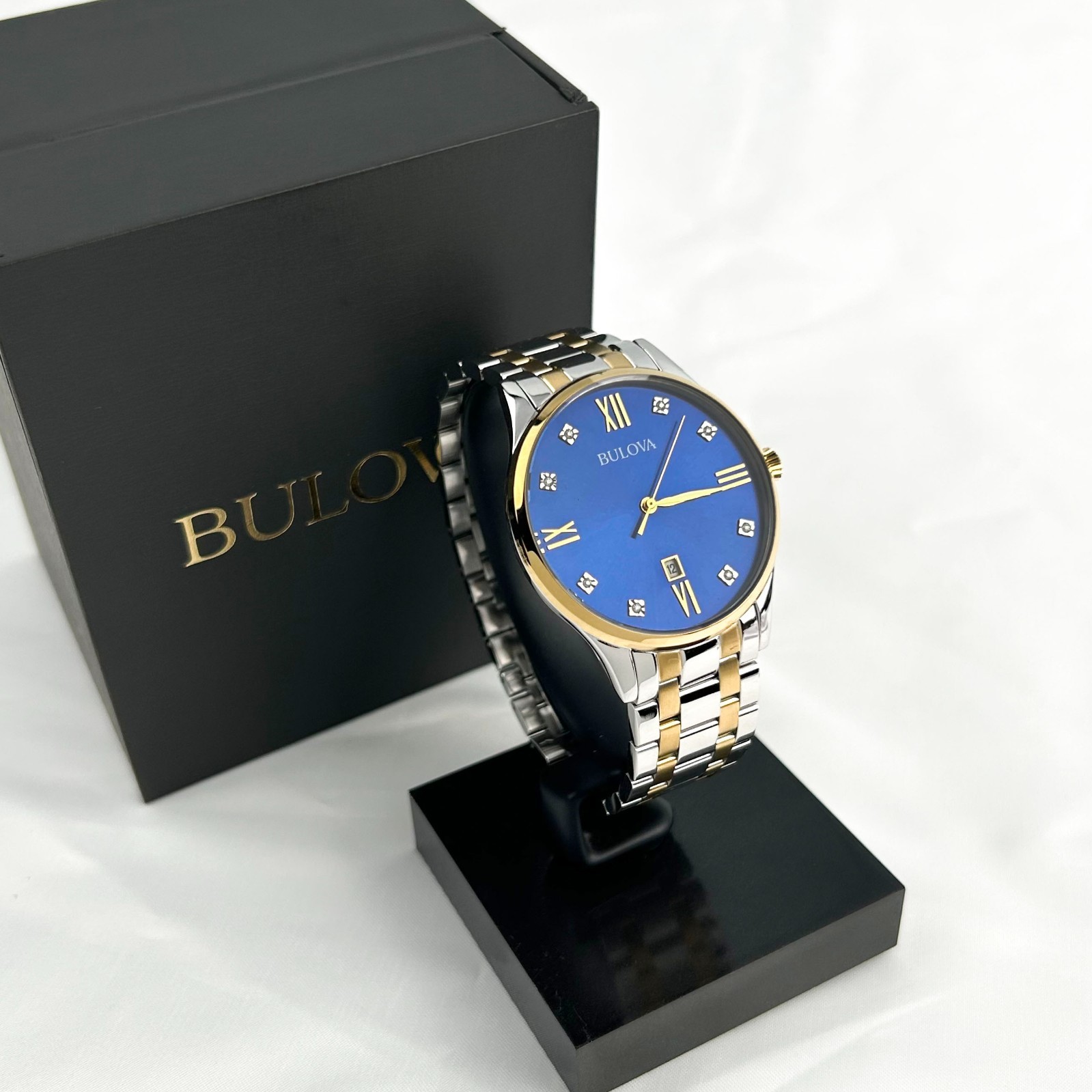Bulova Men’s Classic Blue Dial & Two Tone Bracelet 98D130 Quartz Watch 40mm