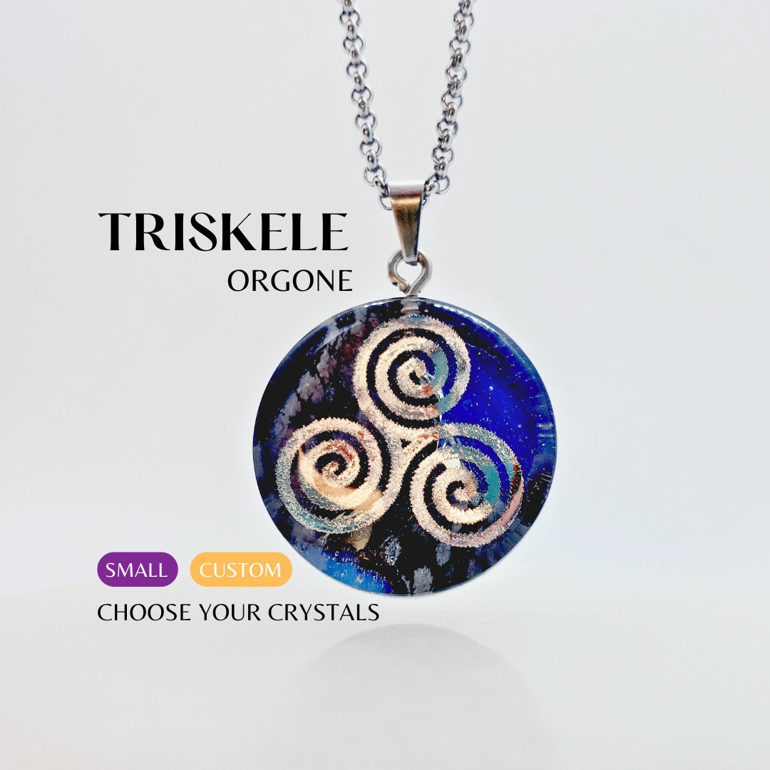 TRISKELE Orgonite Necklace Custom +50 crystals. Meditation and Mind Expansion