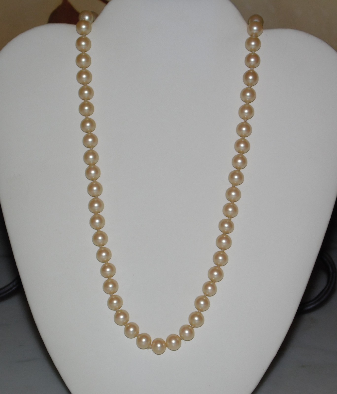 Vintage 20″ String Faux Buttery Ivory Knotted Pearls Sterling Clasp Necklace
