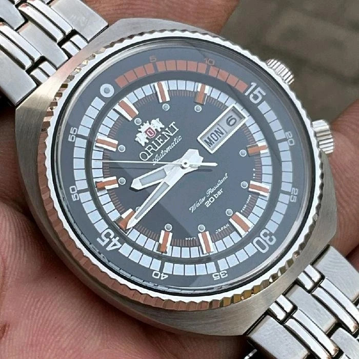 Rare ORIENT Neo Classic King Diver Sports Automatic F692-UBA0 Vlack Dial Vintage