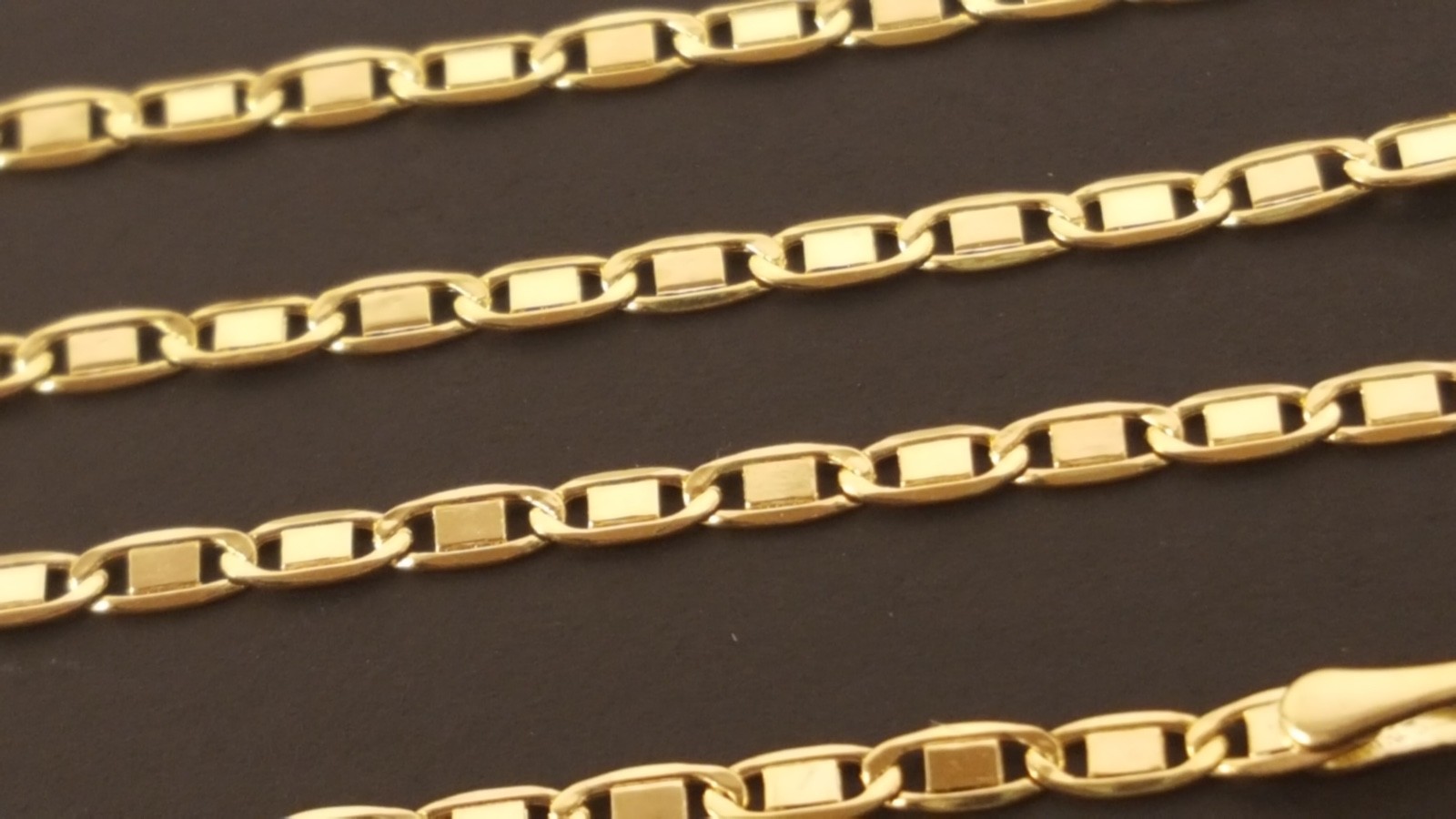 14K Solid Yellow Gold 1.8 mm Italian Valentino Chain Necklace 22″, 24″.