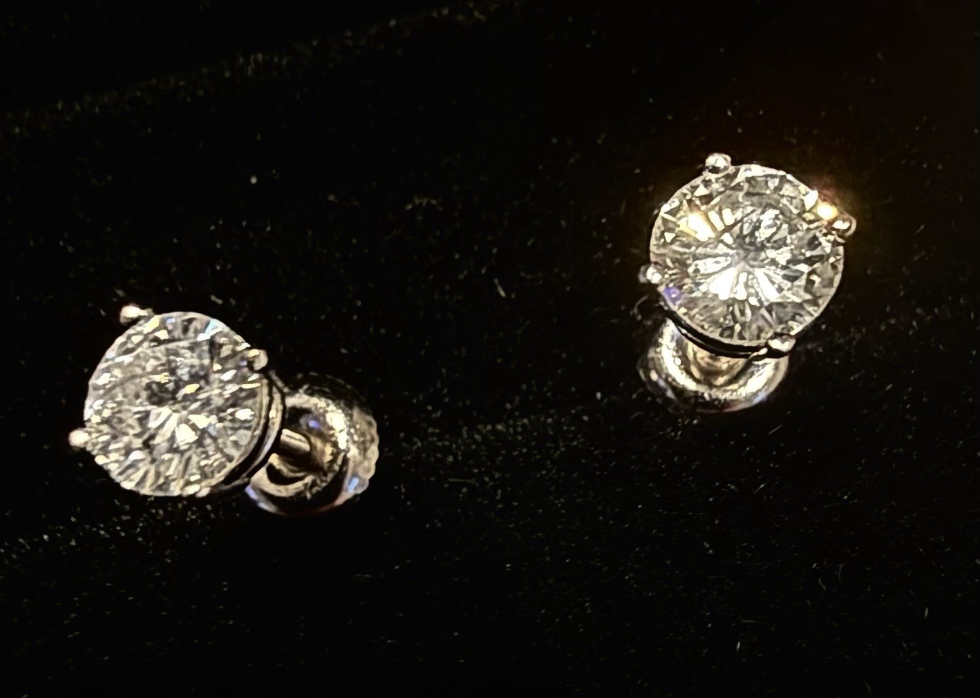 Vibrant Diamond Stud Earrings with Screwback posts