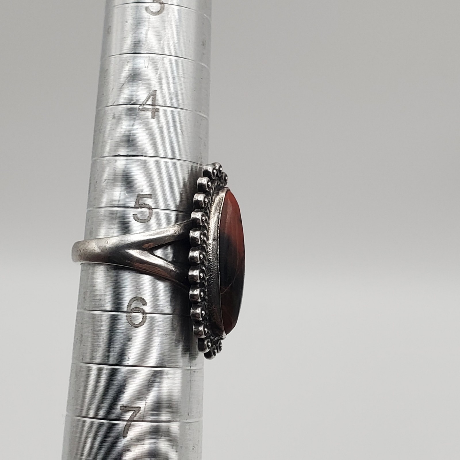 Southwestern Sterling Silver Red Jasper Cabochon Ring Size 5.5 Weighs 5.59g