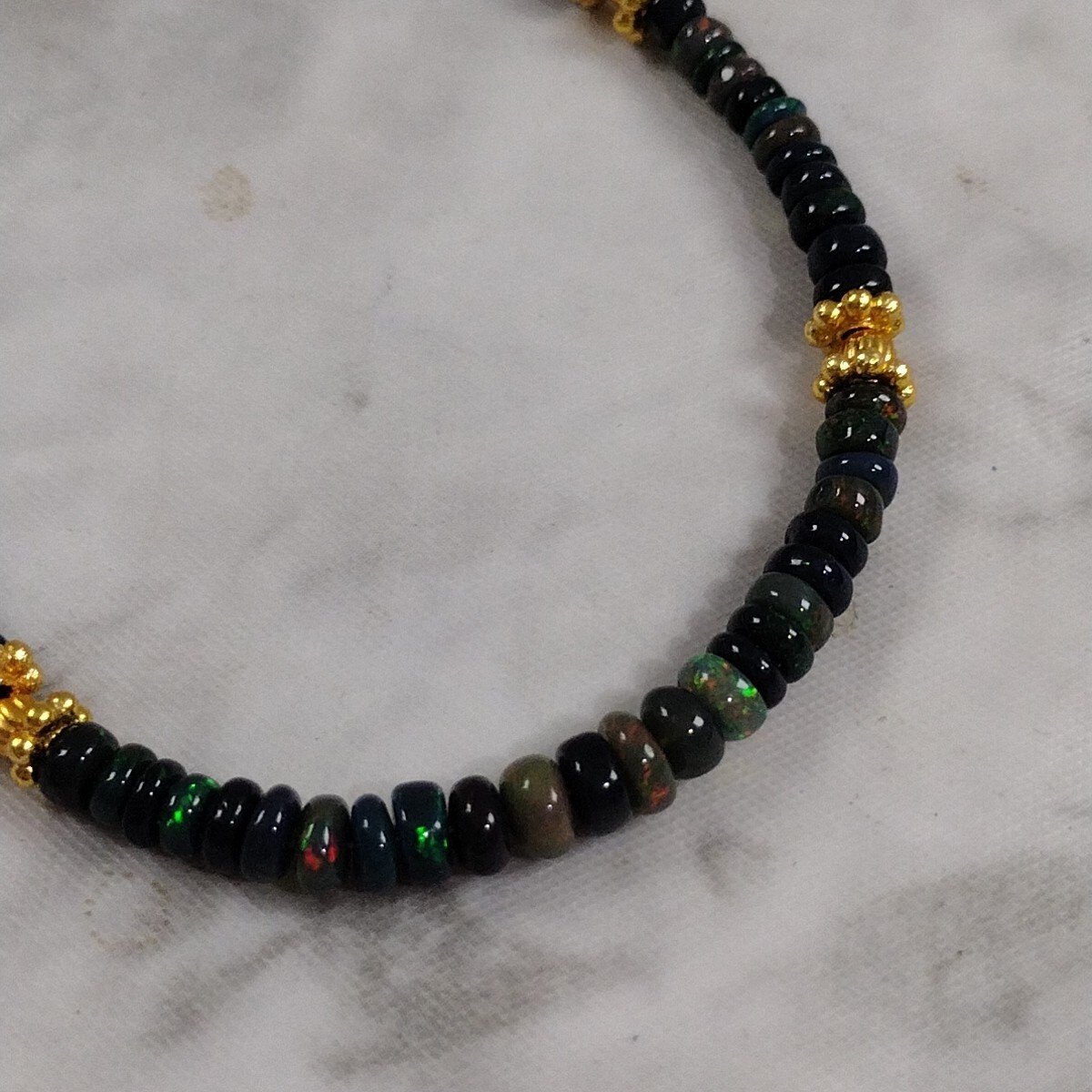 Modern Yellow Gold Plated Smoked Welo Opal Bead Bracelet Adjustable 7-9″