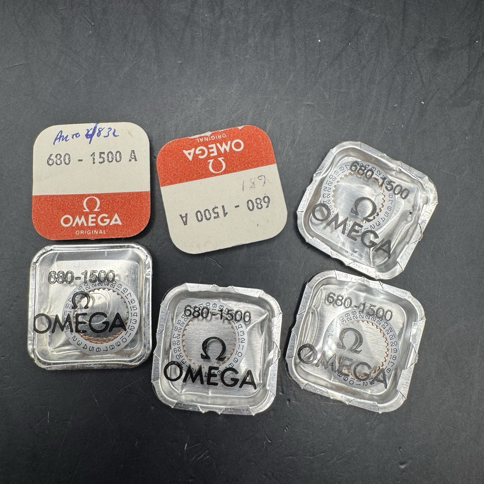 One New Genuine Omega Calendar Date Disc Wheel 680-1500 Cal. 680 Part #1500 NOS
