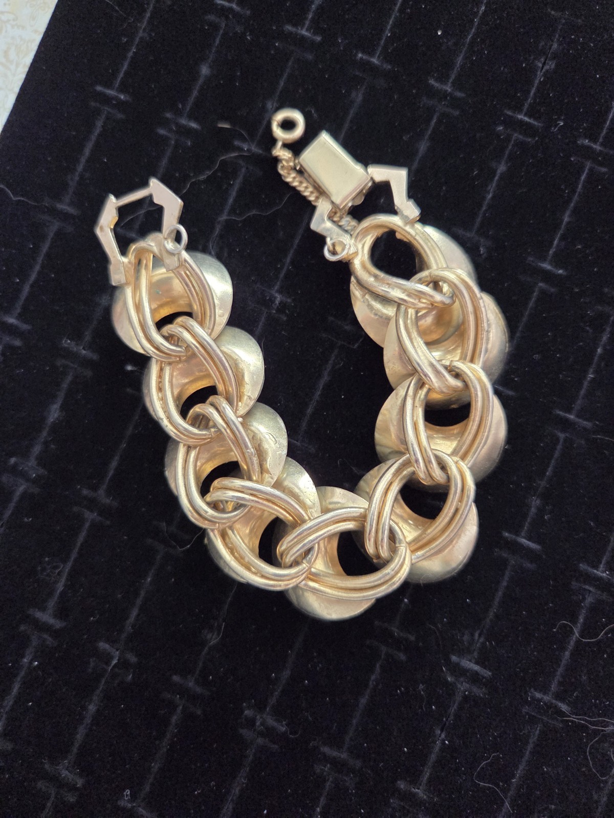 Vintage MCM Gold Tone MOP Bracelet Crescent Moon Panel Safety Chunky Chain 7.75″