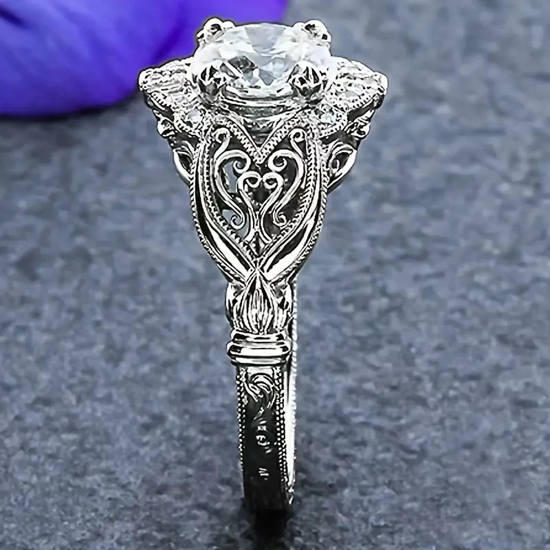 Elegant 925 Sterling Silver White Topaz Charms Wedding Engagement Ring Size 8