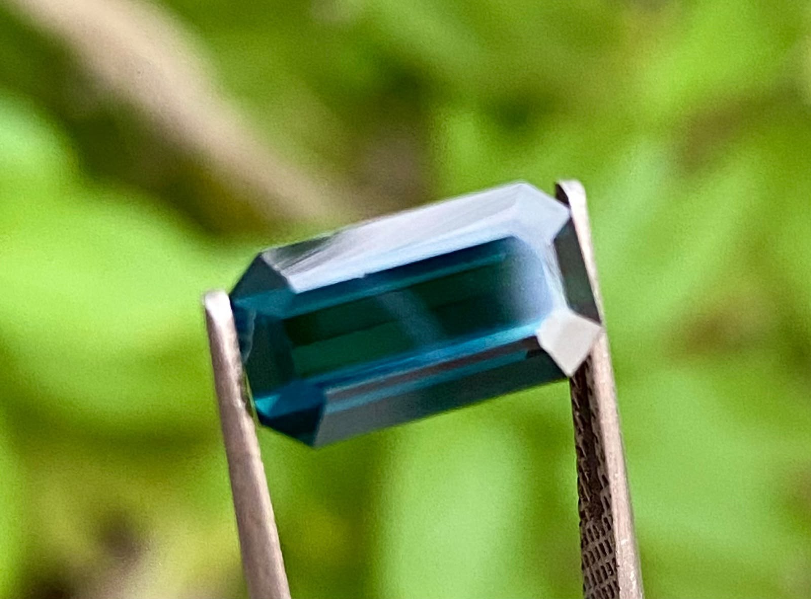 2.30 Carats Natural Indicolite Blue Tourmaline Losse Gemstone Afghanistan.