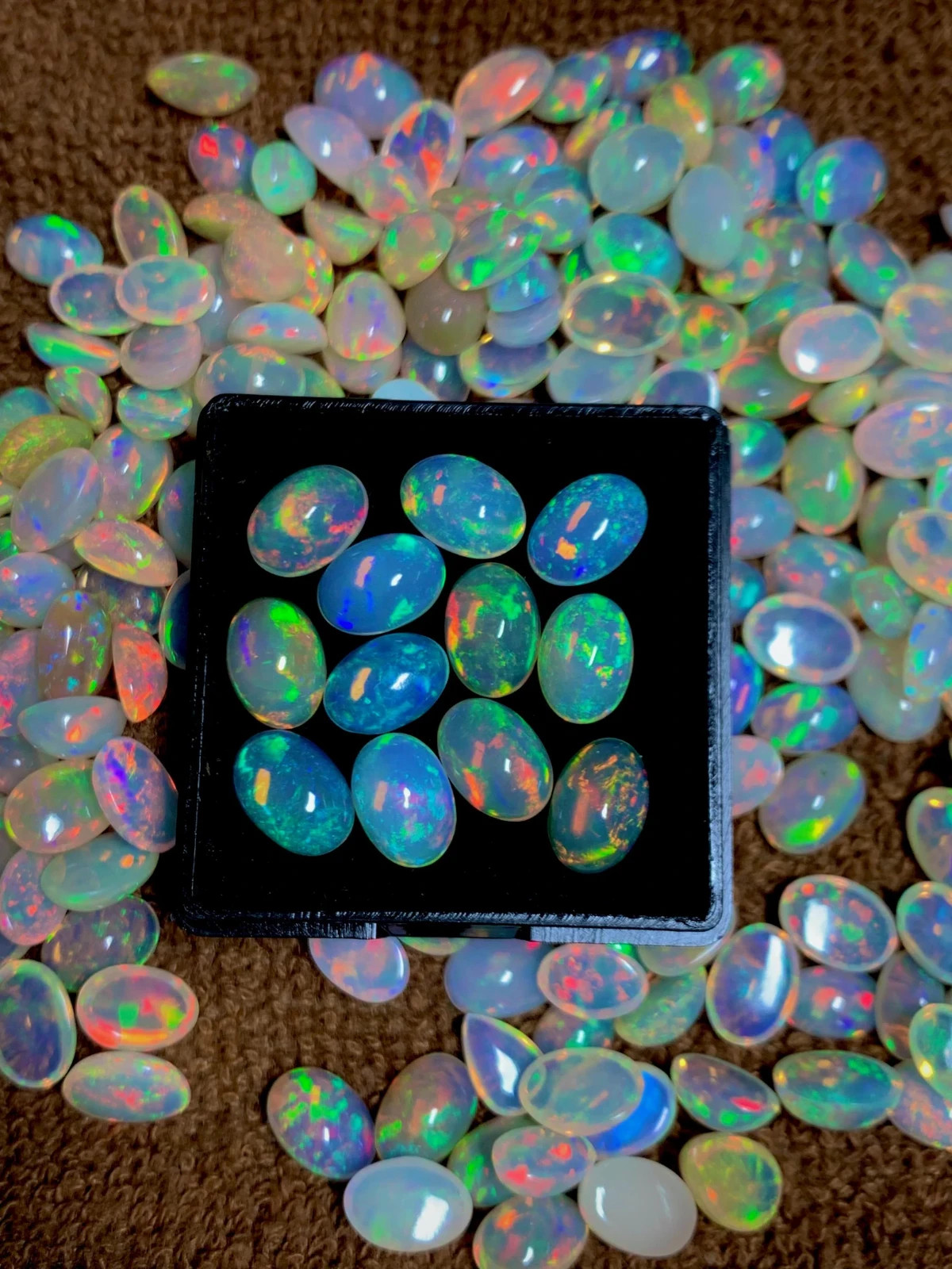 10 Pieces Lot Natural Ethiopian Opal Oval Cabochon Welo Multi Fire Opals 7×5 mm