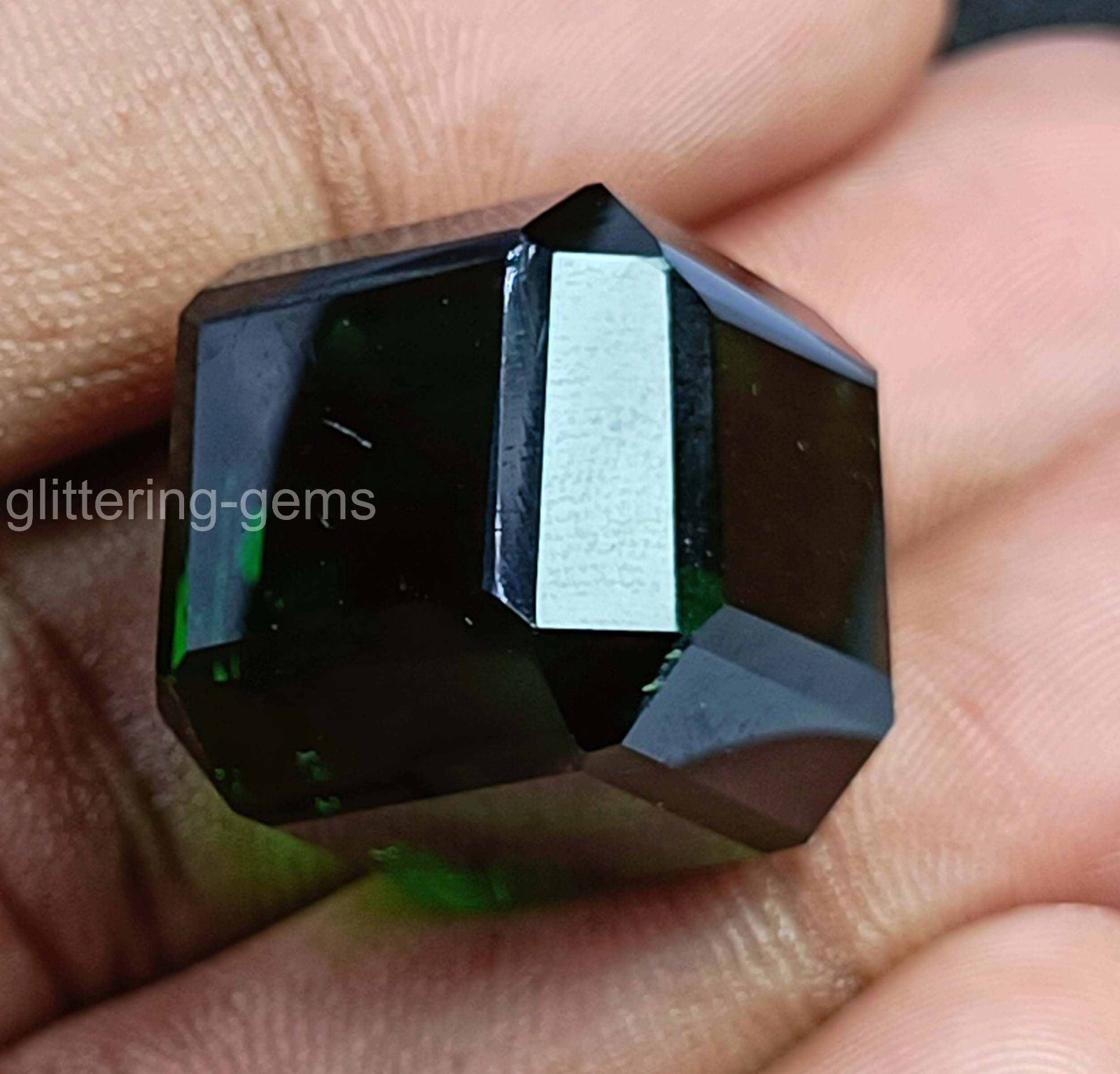 40 Carat Natural Green Emerald – Cube Cut IGL Certified Collector Gemstone 5DNJ