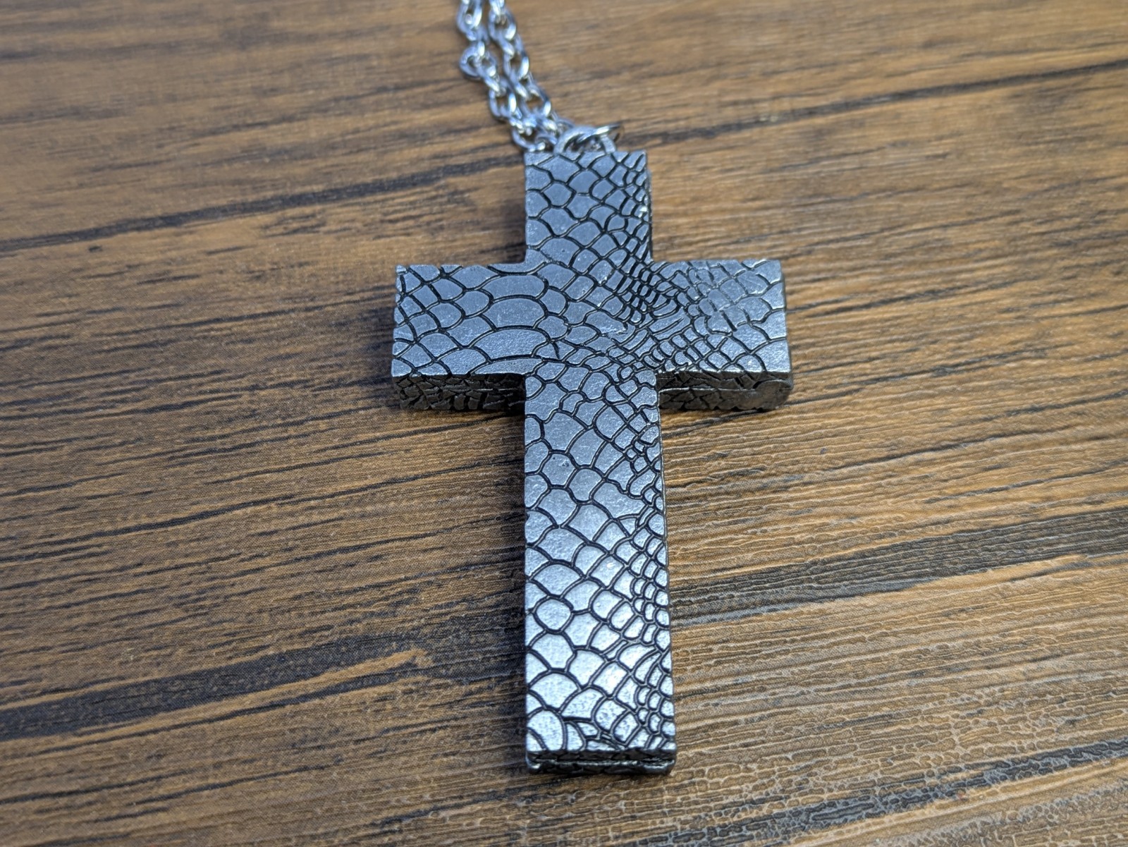 2¾” Silver Tone Cross Pendant Necklace Hidden Compartment, Secret Stash Locket