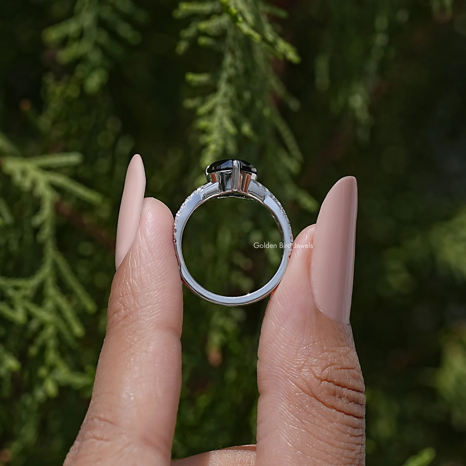 Black Heart Moissanite Twisted Ring