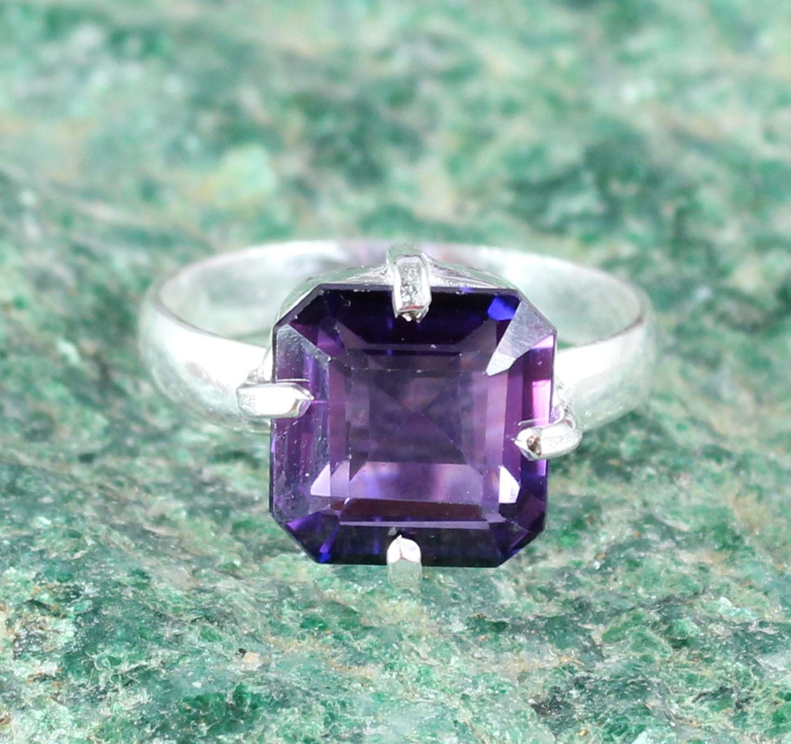 Natural 8.05 Ct Octagon Boysenberry Sapphire Gemstone Ring Free Certification