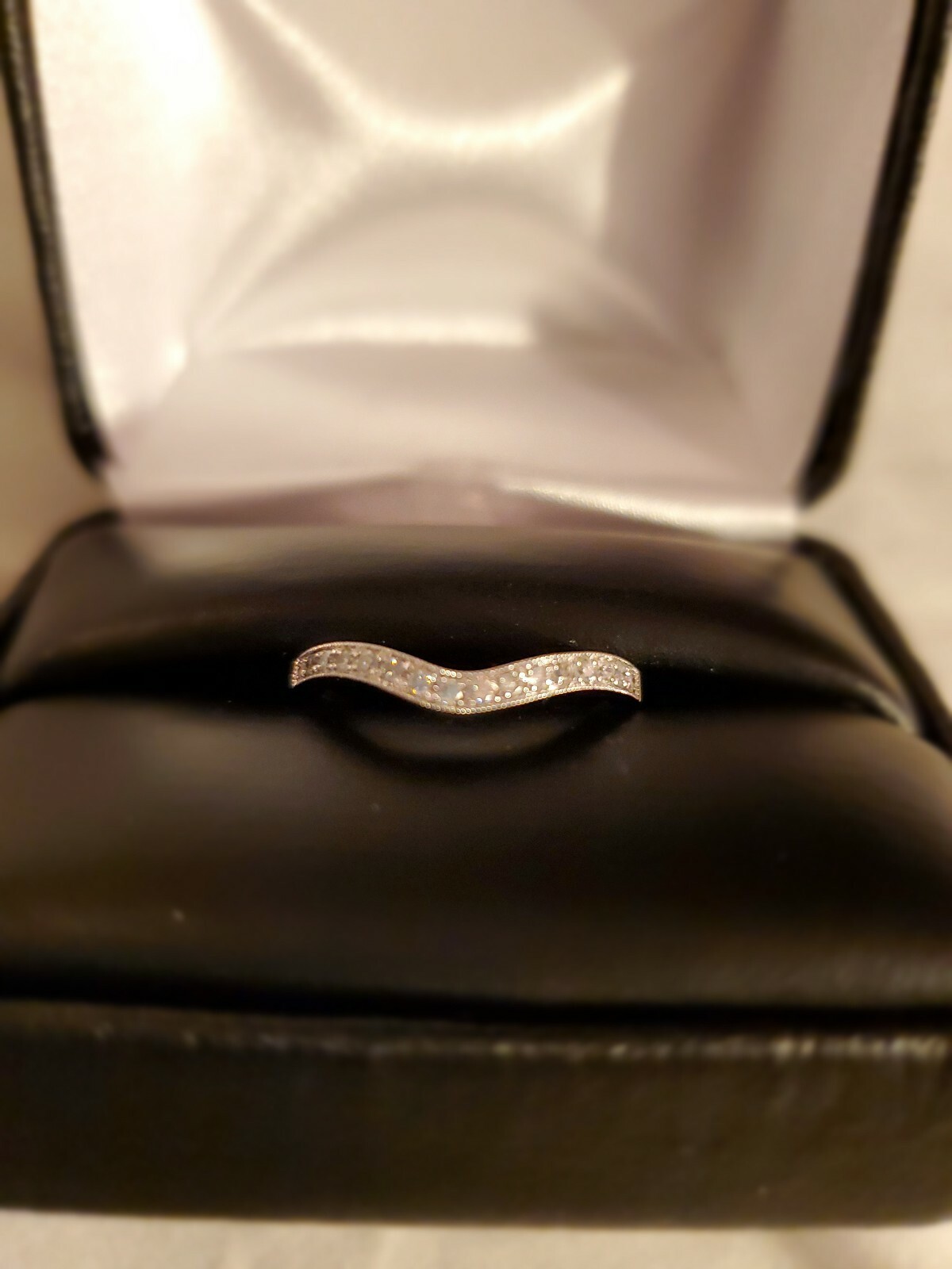 Brand New Contoured 14k White Gold Diamond Wedding Band 1/5 Ct TDW