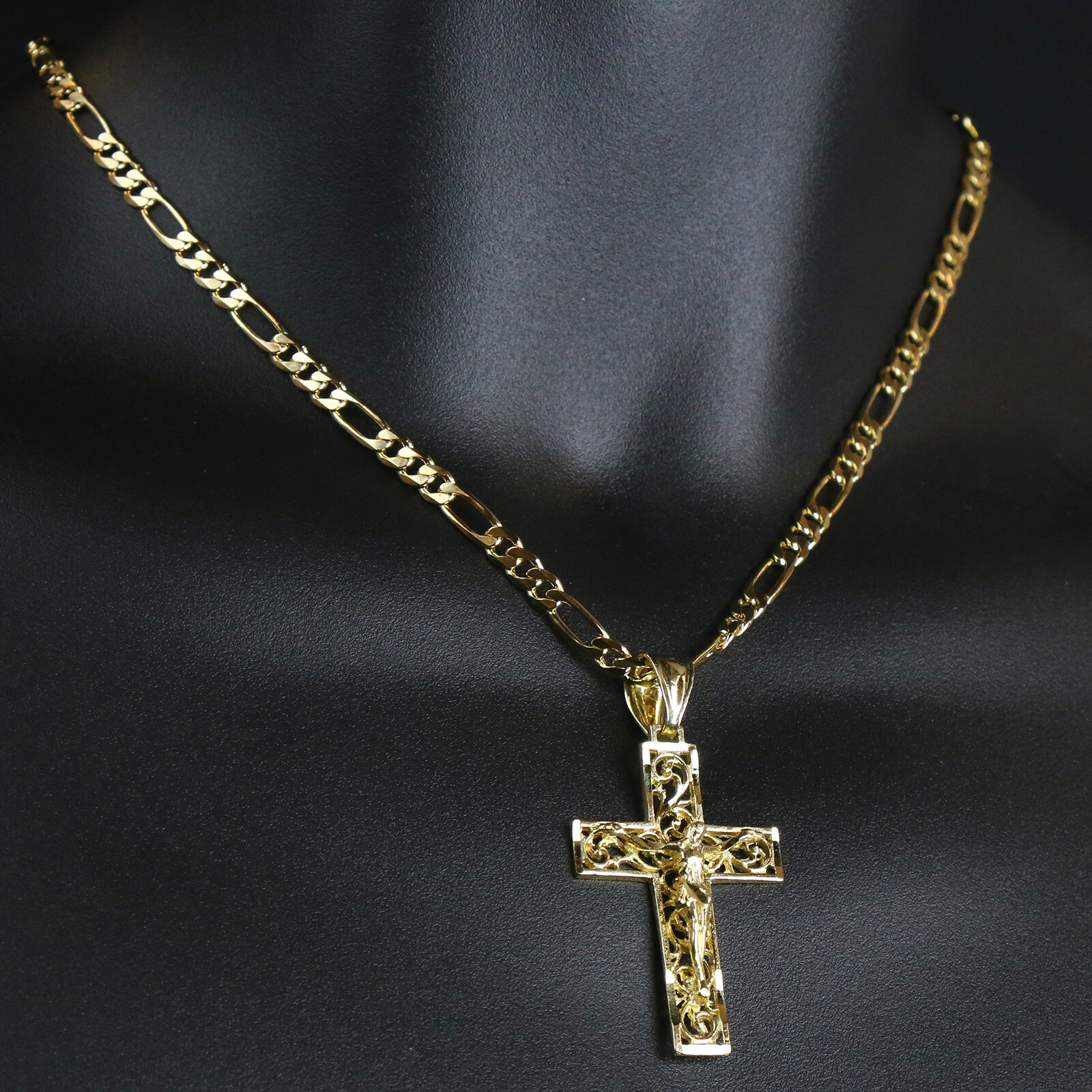 18k Gold Plated JESUS CROSS CRUCIFIX Charm Pendant 5mm 18″ Figaro Necklace Chain