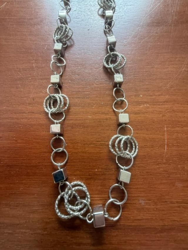Silver Tone Textured Interlocking Circle Link Necklace 32″ + 3″ Extender