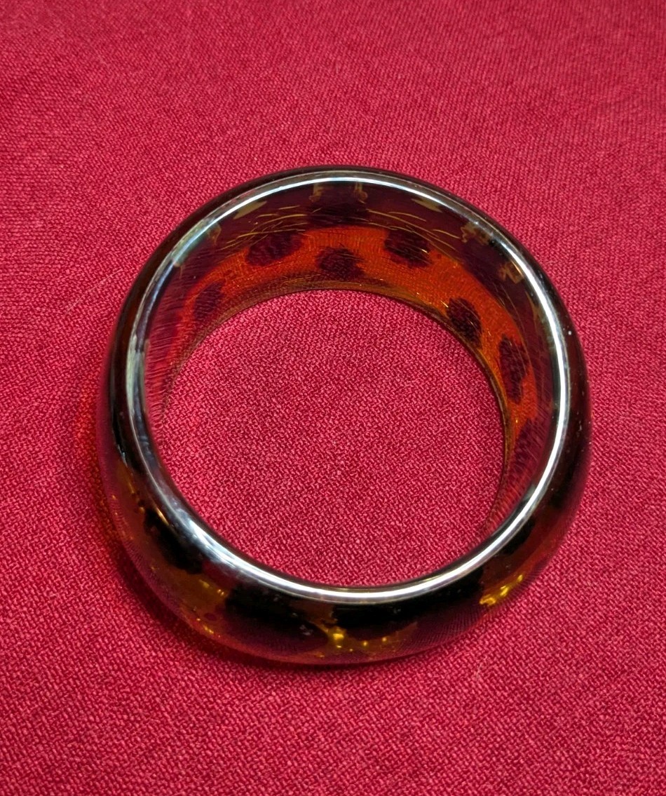 Vintage Bracelet 6 Inch Animal Print Lucite Acrylic Good Condition Asymetrical