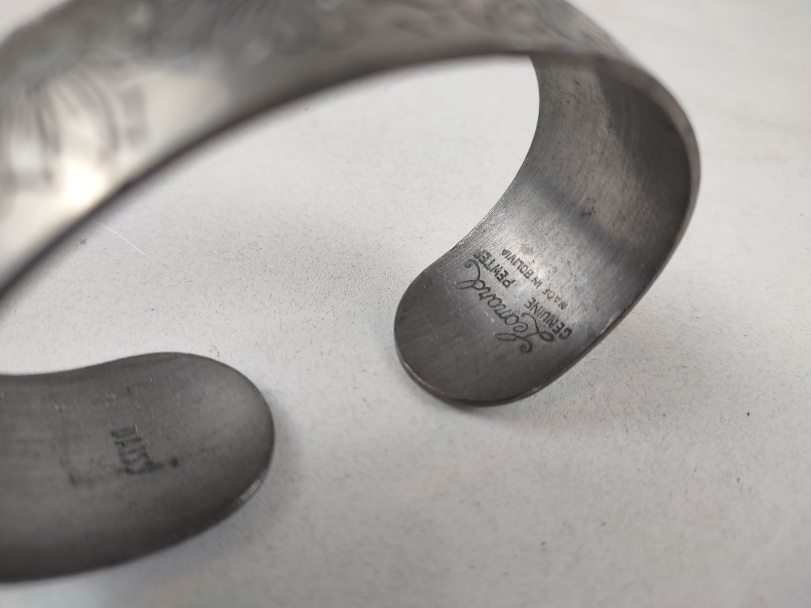 Vintage Leonard Pewter Cuff Bracelet Daisy Pattern – Made in Bolivia