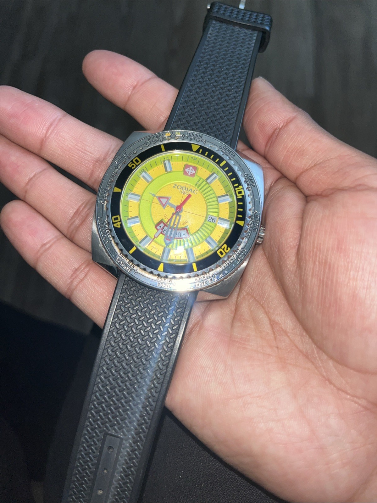 Rare Zodiac Super SeaDragon ZO3705