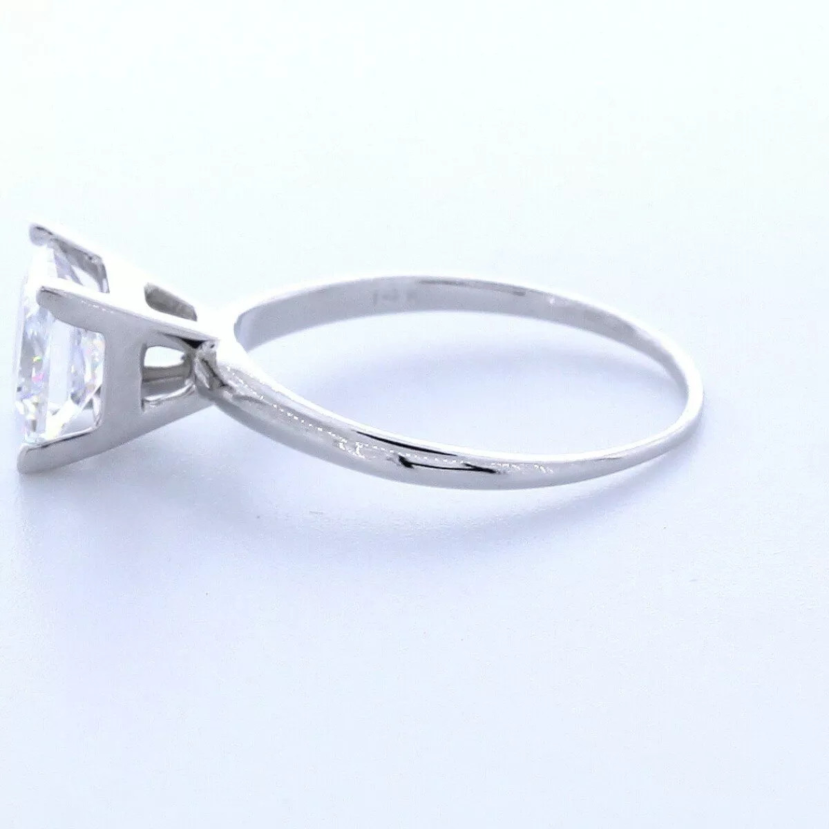 Solitaire Engagement Ring 14K Gold 1.56 Carat Princess Lab-Grown Diamond E VS2