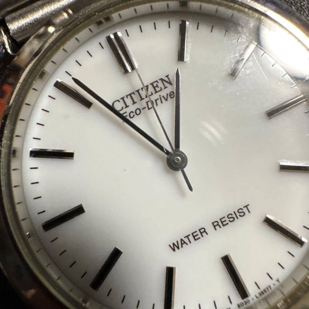 Citizen Eco-Drive E030 Watch White Dial Stainless Steel Japan