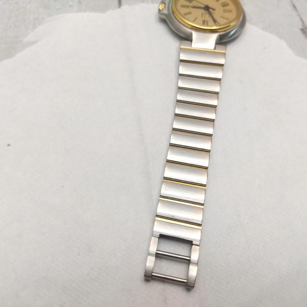 Working Item Dunhill Wristwatch with Date Function Ladies