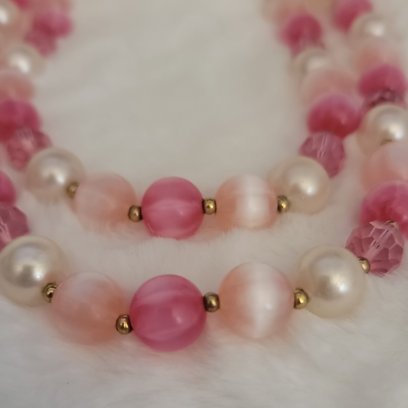 Vtg Lisner Thermoset Moonglow Iridescent Pink Peach Lucite Pearl Bead Necklace