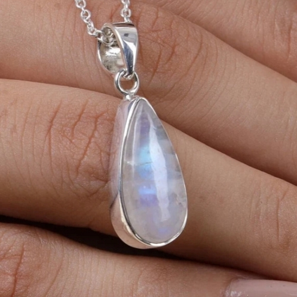 Natutal Moonstone Gemstone 925 Sterling Silver Handmade Pandant For Gift E-699