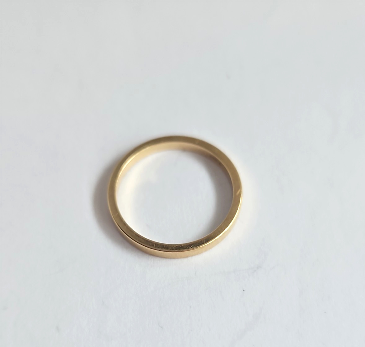 Classic 14k Yellow Gold Plain Wedding Band Pinky Ring Size 4 Weighs 1.60 Grams