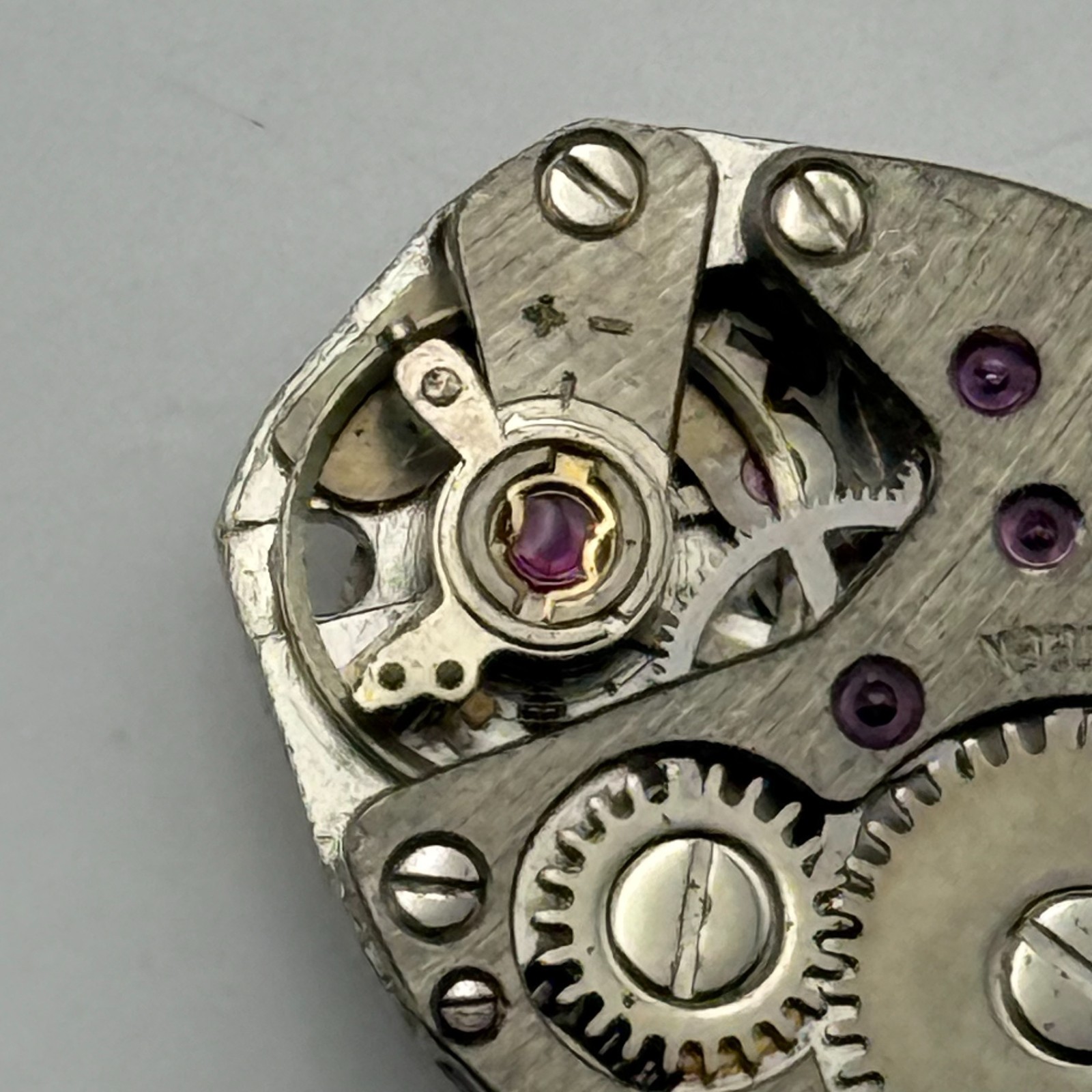 FHF 69-21 Watch Movement Excalibur 17 Jewels Swiss Manual Wind Parts 15.3mm