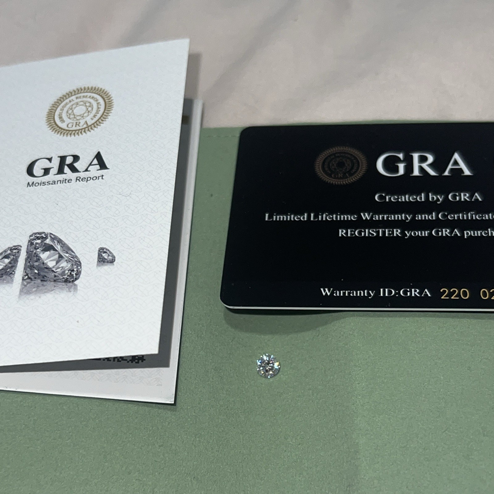 GRA Lab-Created White/Colorless Round Moissanite Loose Gemstone, GRA Cert