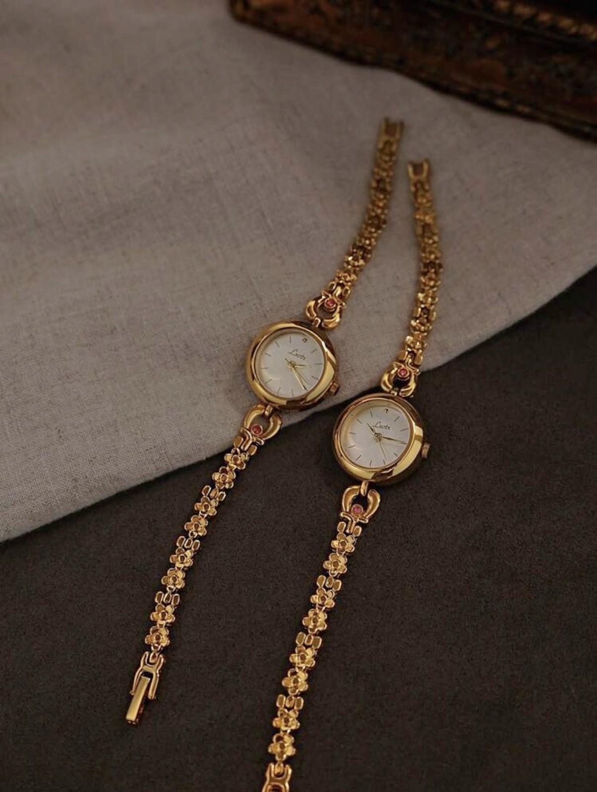 Gold French Vintage Style Unique Dainty Women’s Wrist Watch Trendy Cute Gift