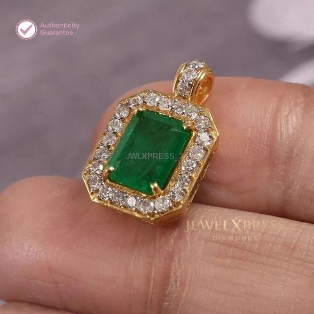 Natural Green Emerald 2Ct Emerald Cut Women Halo Pendant 14K Yellow Gold