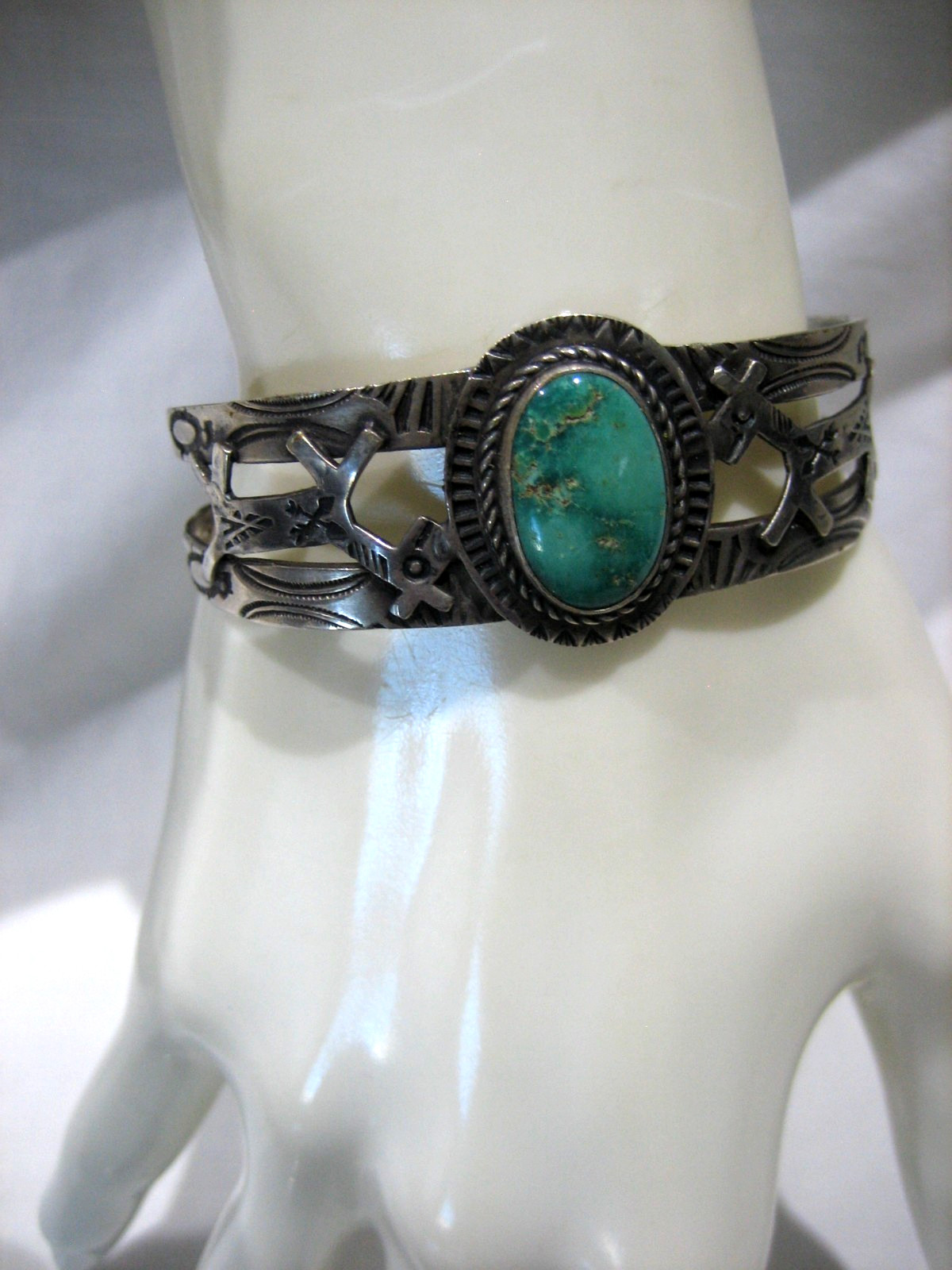 Vintage FRED HARVEY ERA Navajo Turquoise HORSE DOG STERLING SILVER CUFF BRACELET