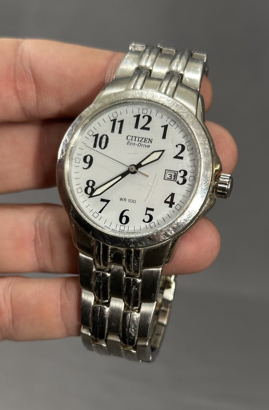 Citizen Eco Drive E111-S070015 Wristwatch GN-4W-S Japan Needs Battery USED