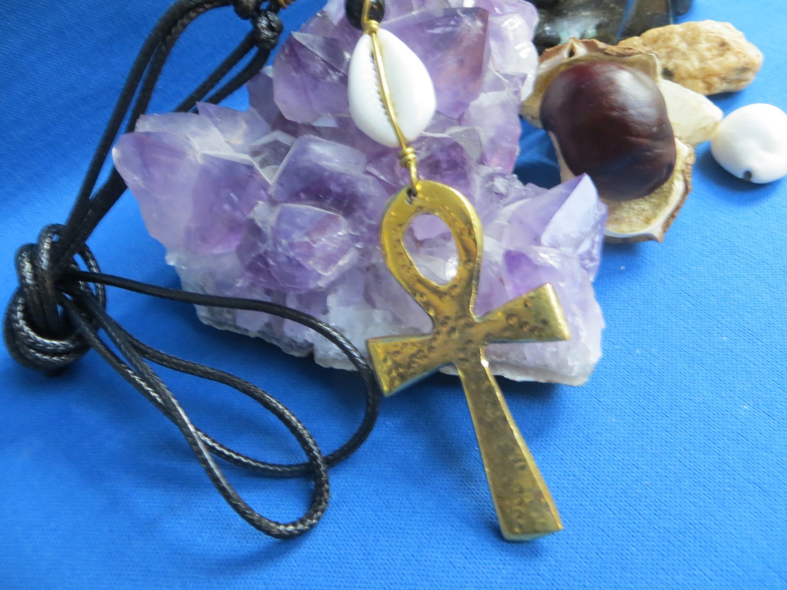 KENYA African Ethnic Jewelry EGYPTIAN ANKH CROSS BRASS/ COWRIE PENDANT NECKLACE