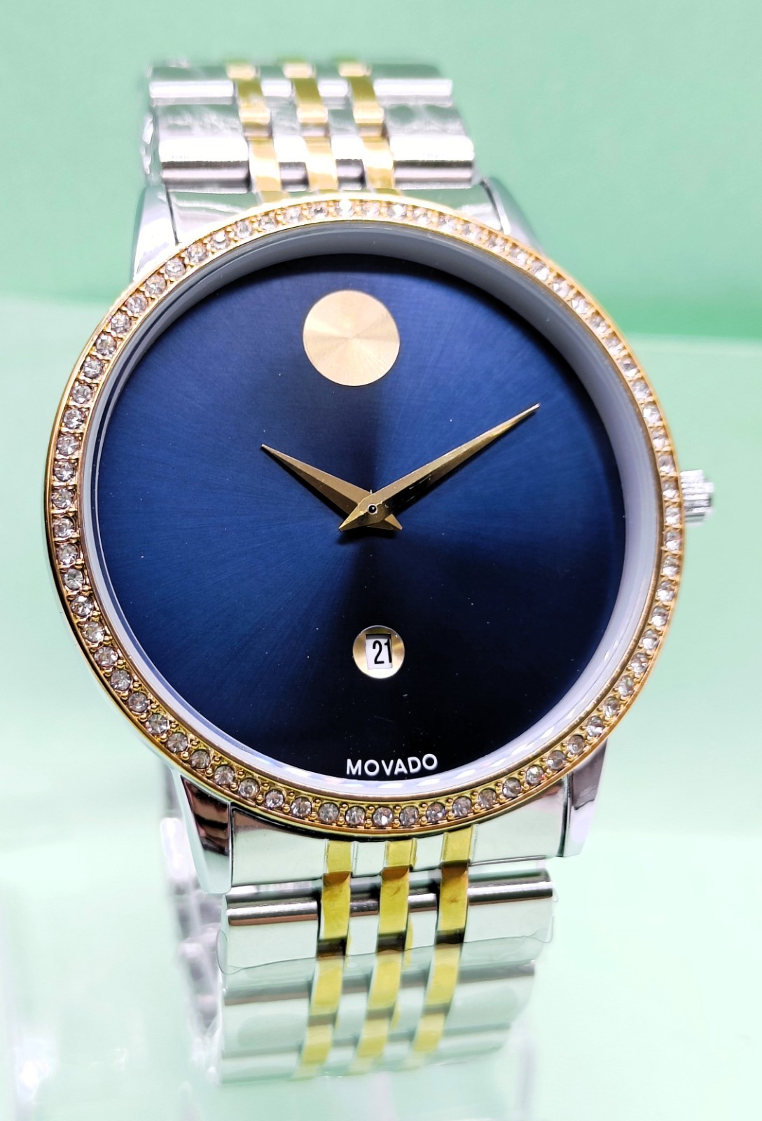 Fabulous Movado Museum Classic Analog Date Indicator Quartz Men’s Wrist Watch