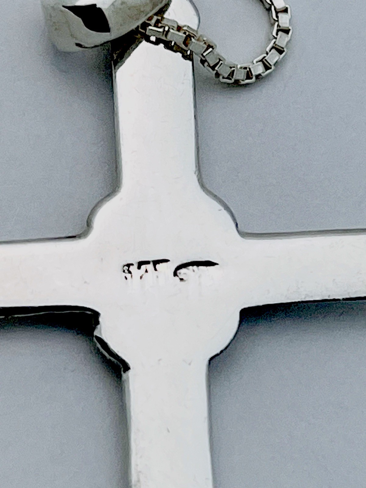 925 Sterling Silver 6.7 Gram  Textured Cross Necklace 20”