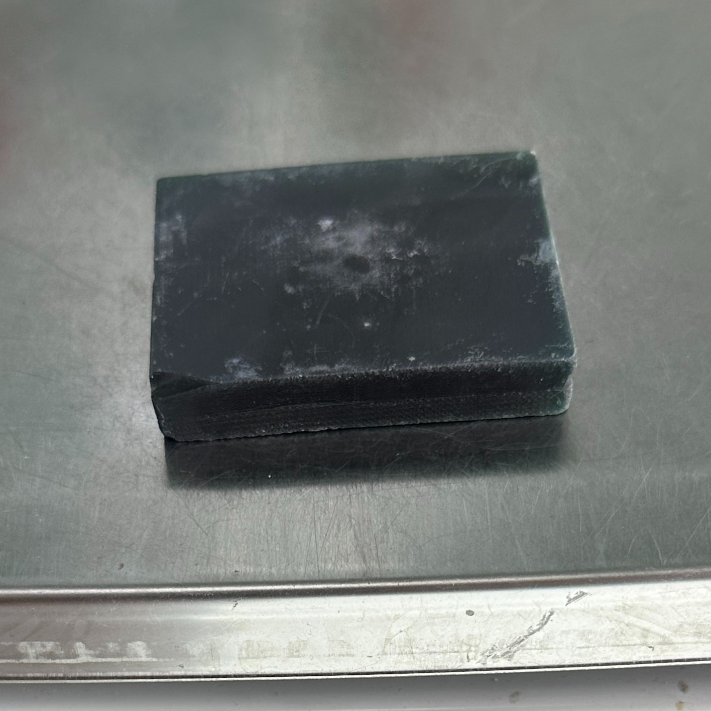 140 G Emerald Green YAG CERAMIC ( Yttrium Aluminum Garnet ) ROUGH LAB CREATED