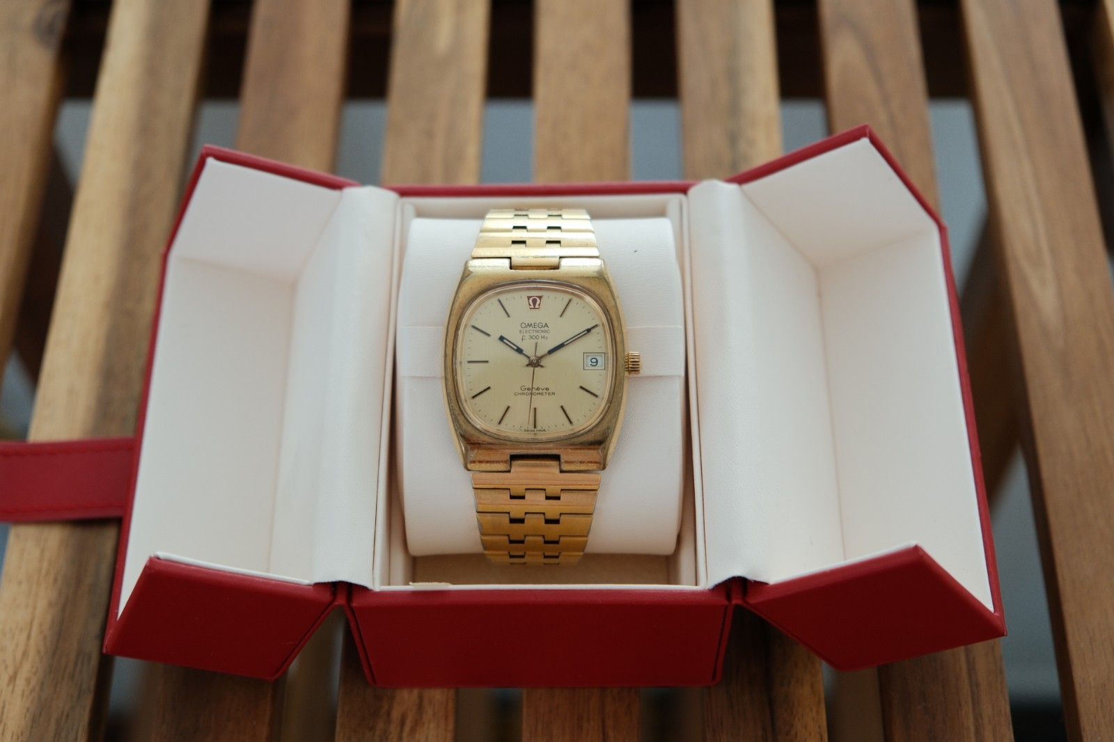 Omega Geneve Electronic F300 Hz Chronometer Tuning Fork Gold Plated Watch
