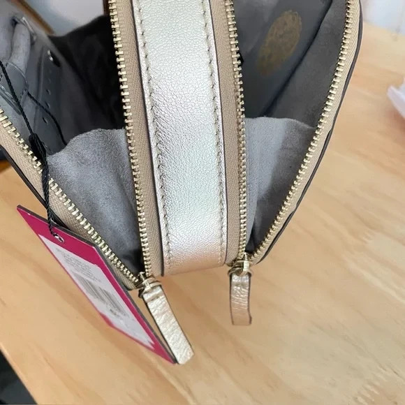 VINCE CAMUTO Jewelry Travel Case Zip Around Gold Metallic Genuine Leather NWT