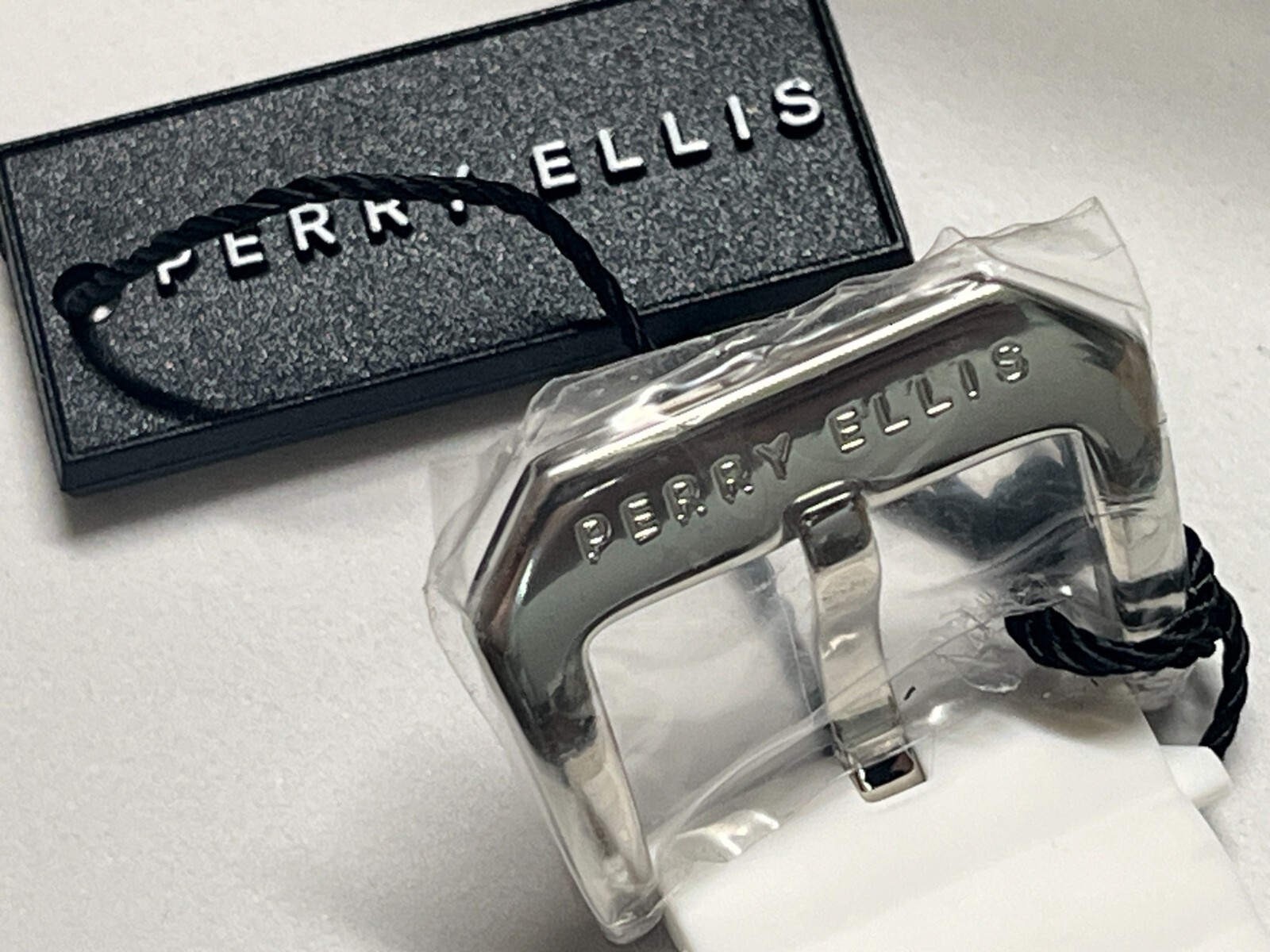 Perry Ellis 46mm Deep Diver Men’s Watch 200M WR Green Silver PEW02003-03 20ATM