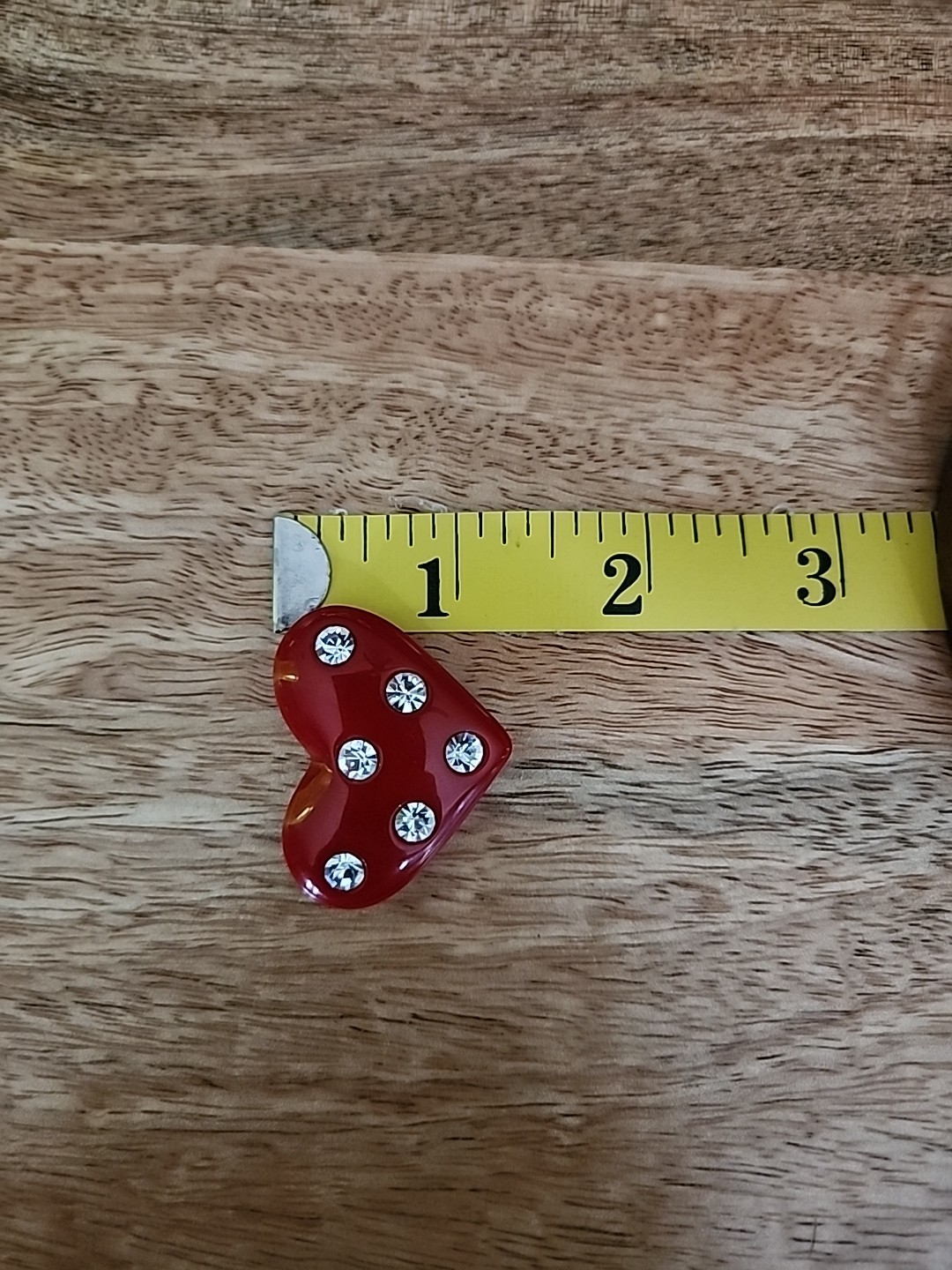 4 Heartshaped Rhonestone Button Covers/Clips (Red Valentines) – 1.25 x 1.25 in