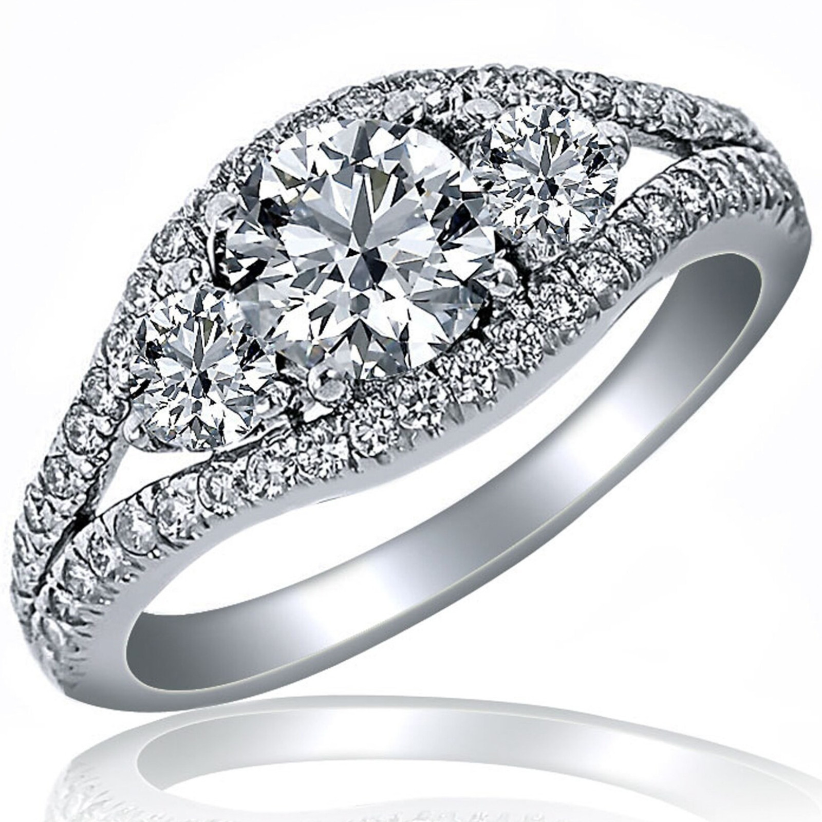 950 Platinum IGI Certified Lab Created Diamond Engagement Ring 3.25 Ct Round Cut