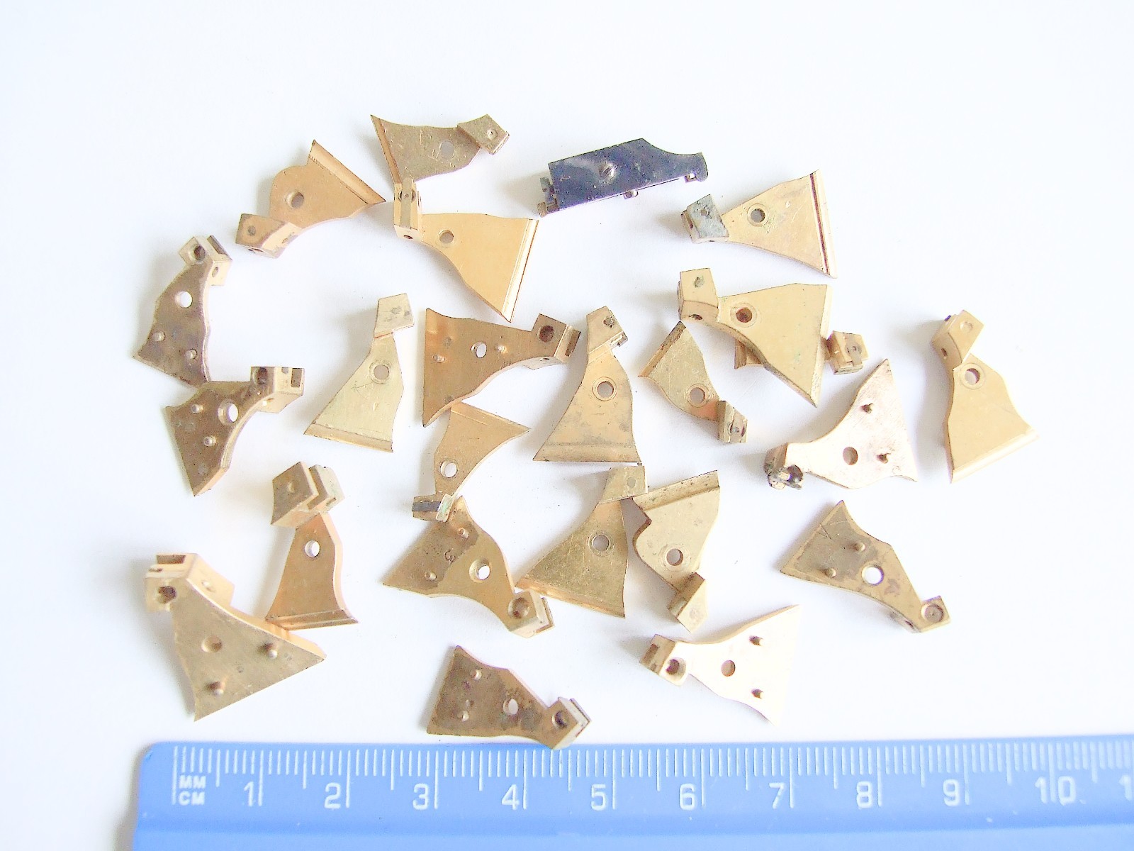 Lot of verge fusee pocket watch potence or balance bridges. Parts