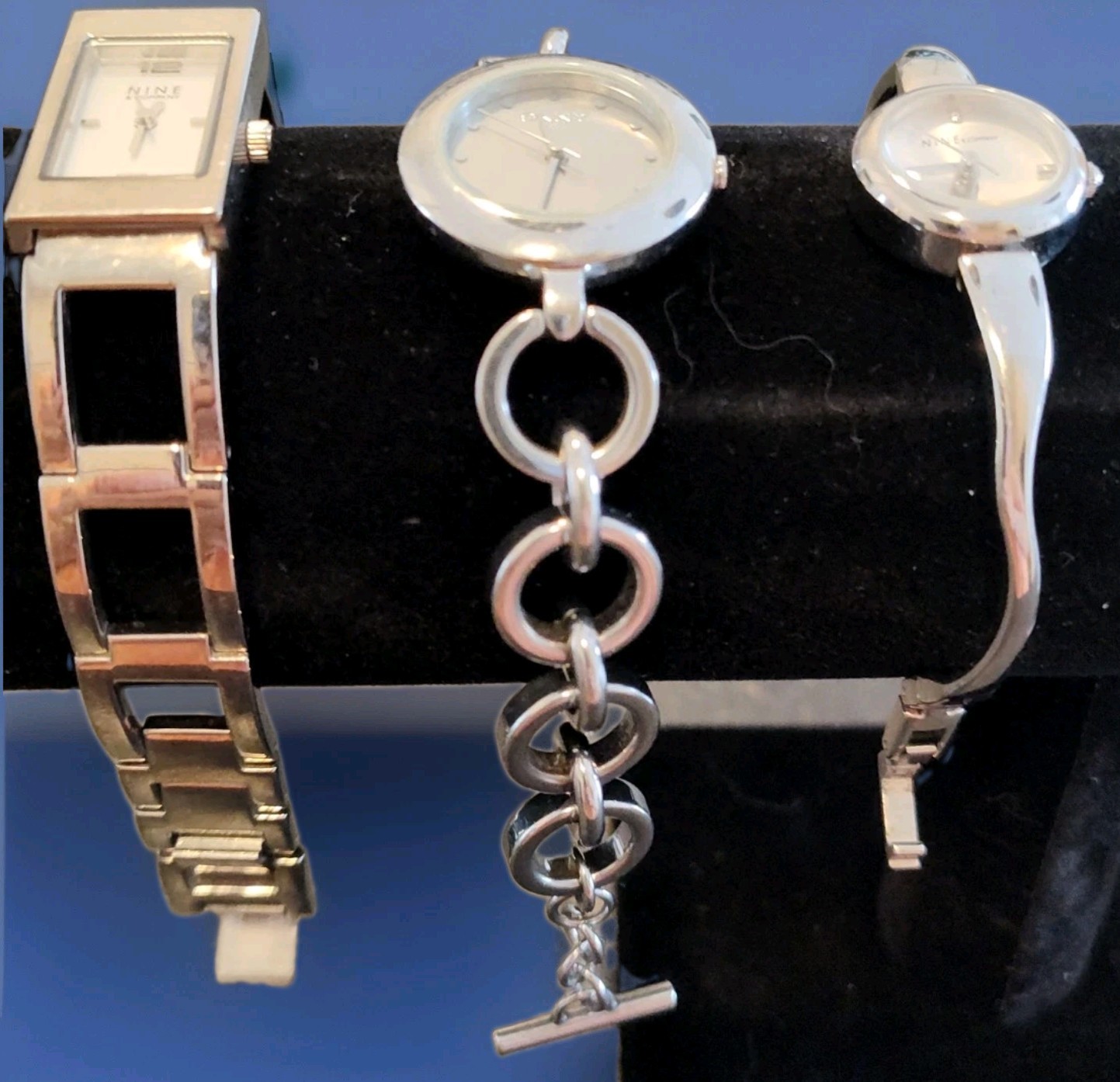 Lot 5 Women’s Fashion Watches DKNY Nine West Premier Designs – Needs Batteries