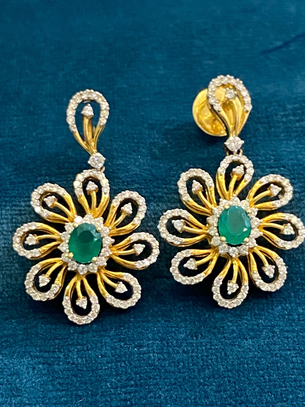 Stunning 1.86 Cts Round Brilliant Cut Diamonds Emerald Dangle Earrings 14K Gold